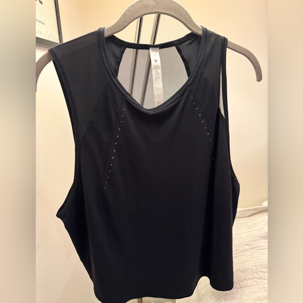 LULULEMON Sculpt Cropped Tank Top Black Mesh Quick Dry Pleated